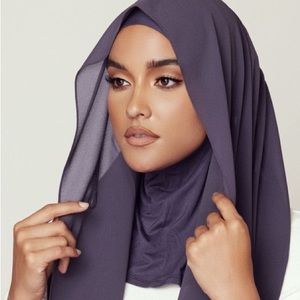 Zahraa the Label instant hijab